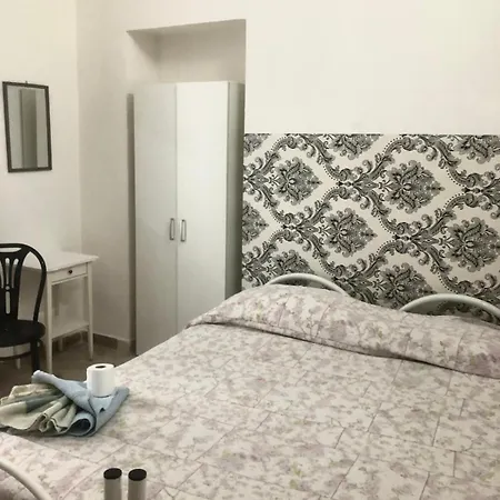 Il Balcone Sullo Stretto Bed and Breakfast Ρέτζιο ντι Καλάμπρια